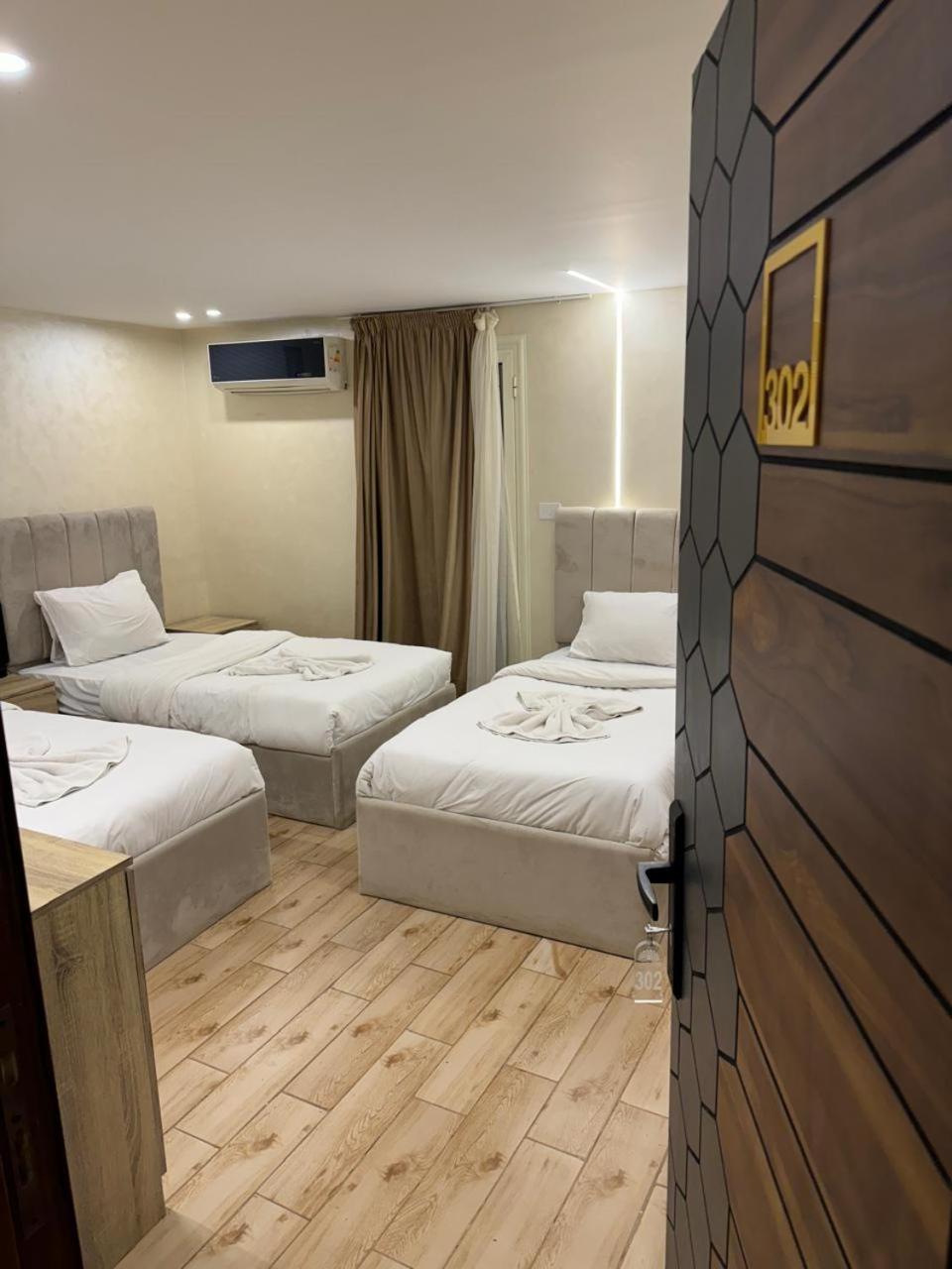 Hotel Cleopatra Tower Pyramid View Kafret el-Gabal Zewnętrze zdjęcie